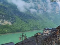 -全季酒店(重庆李子坝牛角沱地铁站店)