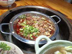 -大众跷脚牛肉馆·非遗传承单位(峨眉山店)
