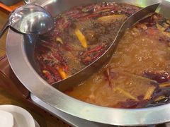 -黔哆哆地摊酸汤火锅(清湖店)