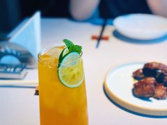 琥珀色桃子-屋里厢上海菜馆