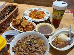 -暖食光·台式家庭餐厅·生日主题店(万达店)