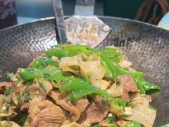 -费大厨辣椒炒肉(黄兴中心广场店)