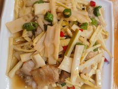 -下梅人家土菜馆(历史文化餐厅度假区店)