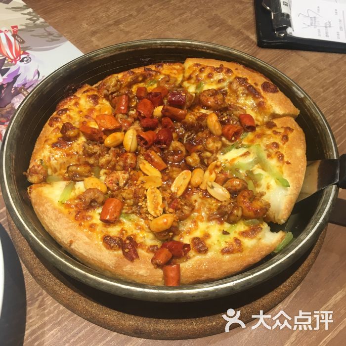 必胜客麻辣小龙虾披萨图片