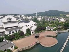 -金孔雀温泉旅游度假村