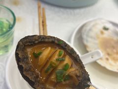 石锅大鲍鱼-品海楼·大连海胆锅贴馆(东港店)