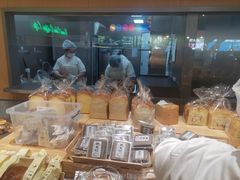 面包甜点陈列柜-九月生活(新市街店)