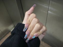 -悦指间美甲美睫