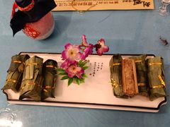 -刘姐啤酒鱼民族演艺餐厅(西街总店)