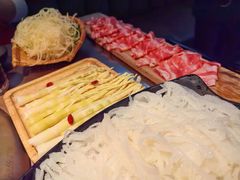 -辣伍鲜毛肚老火锅(元一店)