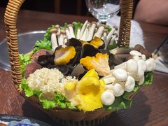 -东海怡品海鲜豆捞(舟宿夜江店)