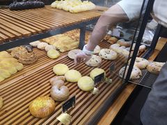-焙丽拾光(麦凯乐直营店)