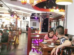 大堂-小天鹅火锅·一线江景洪鼎旗舰店(洪崖洞店)