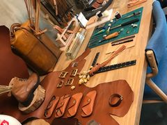 入门皮具展示&nbsp;会员积分兑换-HIGH FIVE哈福手工汉堡(桂林路店)