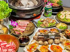 -围炉肉舍•炭烤活鳗•丹东海鲜烤肉(步行街店)