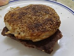 烧饼夹肉-永盛斋小吃(故宫店)