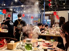 -尚尚仙·酸汤猪手·猪肚鸡火锅(华联万柳购物中心店)