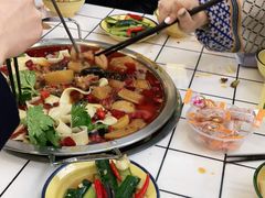 -晓彭肥肠鸡·泡椒鸡火锅(水木天地店)