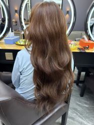 -藤野造型烫染·漂发