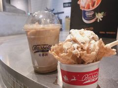 -Bassetts贝赛斯冰淇淋(大悦城店)