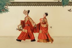 -雪中彩影婚纱摄影·微光艺术中心