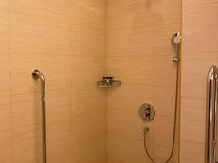 -中家鑫园温泉酒店鑫悦汤泉