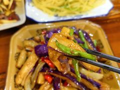 -苗湘食府(十年店)