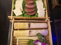 -尚尚仙·酸汤猪手·猪肚鸡火锅(华联万柳购物中心店)