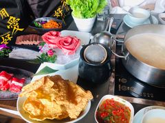 -捞王锅物料理(上海世茂广场店)