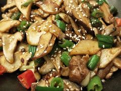 干锅杂菌例-小土豆北方菜馆(方庄店)