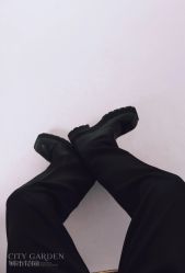 -城市花园婚纱摄影