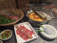 -三出山火锅(南京万象天地店)
