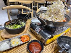 -吴草鸡爪오초닭발韩食堂(融恒盈嘉中心店)