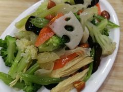-赵奶奶水饺锅贴小酒馆(丁字沽店)