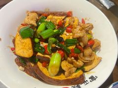-富正毅三下锅·湘西韵味(天门山索道店)
