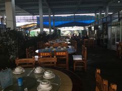 大堂-四川小胡子海鲜(丁村万人海鲜广场店)