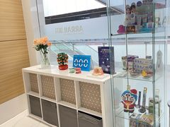 -瑞尔齿科(上海长风大悦城店)