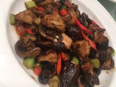 -亢龙太子酒轩(东湖店)