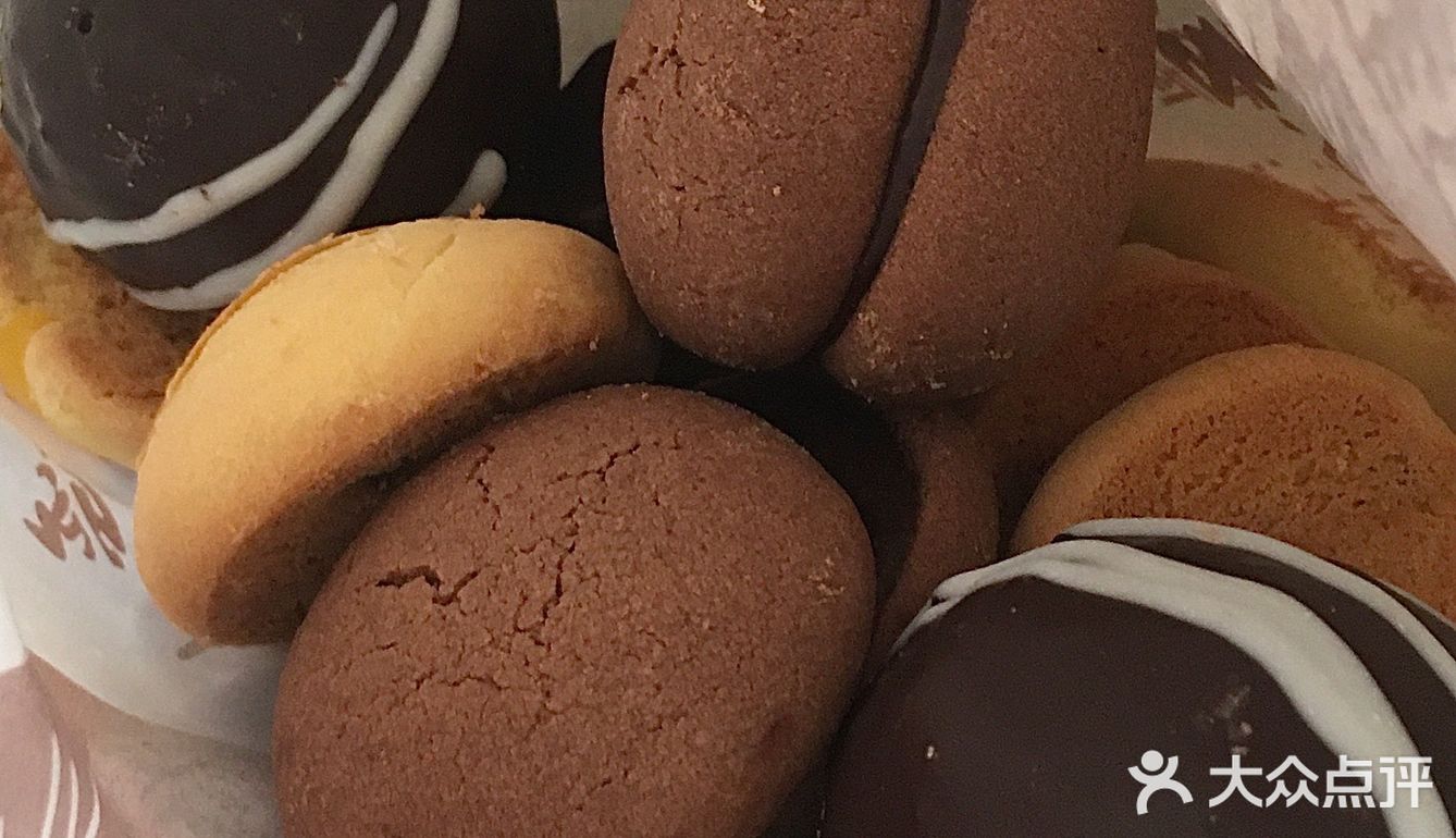 瞎吃合集[调皮]｜疯狂踩雷de12月份de外卖&小零嘴&饭们 