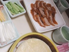 -韵秋荷(宝山龙湖天街店)