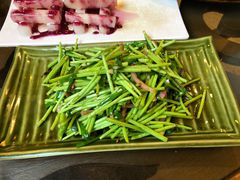 藜蒿炒腊肉-西江美食舫·江西菜(健德桥店)