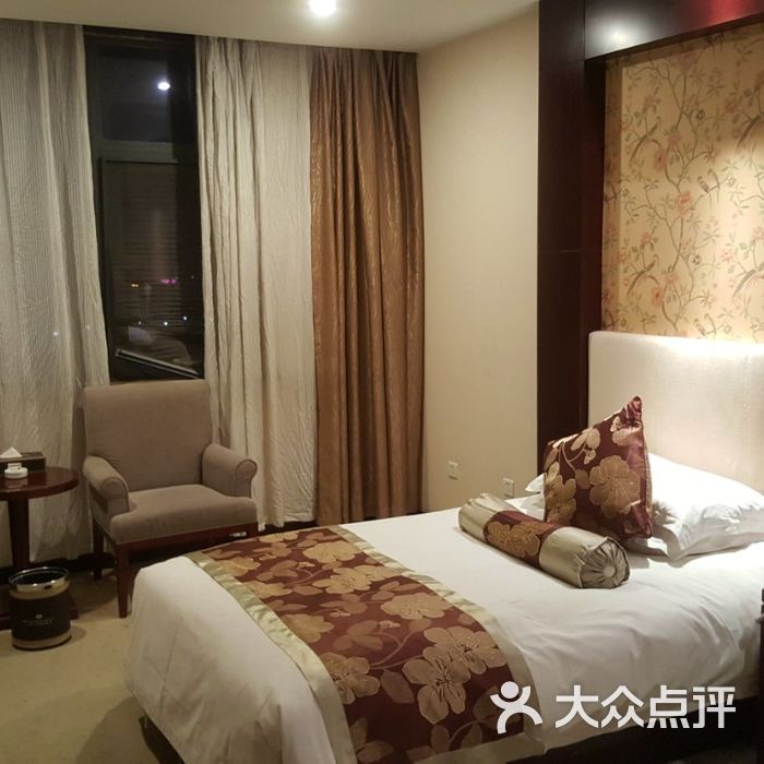 内乡天贵中州国际饭店