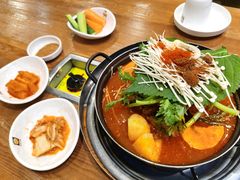 -喇喇排骨火锅·传统韩式脊骨汤(望京西园总店)