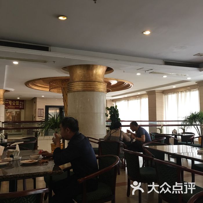 齐市汇丰酒店公交图片