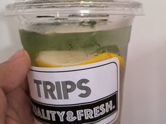 -TRIPS BURGER(大钟寺店)