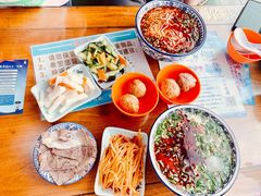 -伊穆祥牛肉面总店·清真