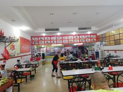 大堂-东街钟楼肉粽(总店)