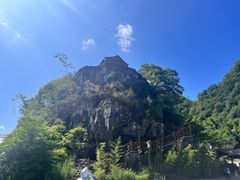 -高荡千年布依古寨旅游景区