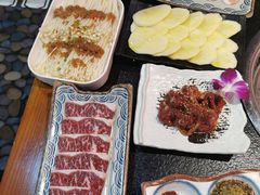 -汉城烤肉·黑金冠(华山路店)