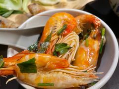 -大头虾越式风味餐厅(光明广场店)